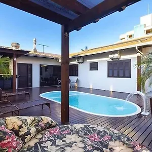 Casa Montoski Com Piscina Casa de Férias